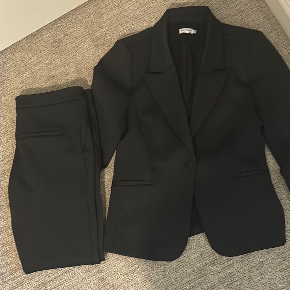 Good American Black Blazer and Pants Set